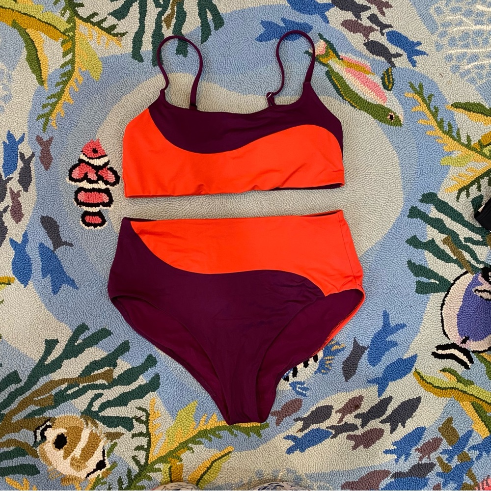 Athleta color block sports bikini medium